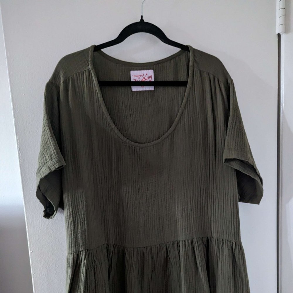 Tuesday of California Muffy Dress in Dried Oregano